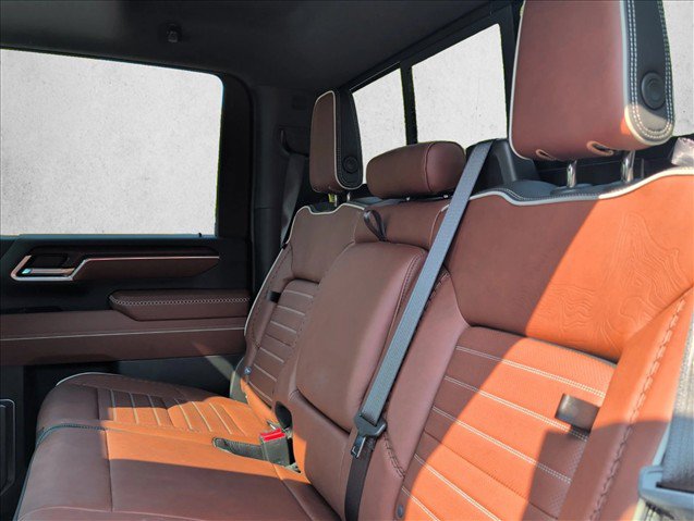 Used 2026 GMC Sierra 2500 Denali Ultimate w/ LPO, Black Badging Package AWD/4WD image 23