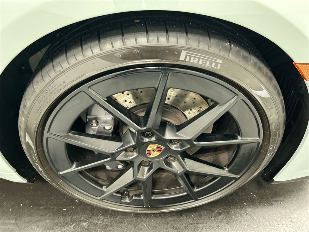 Certified 2025 Porsche 911 Carrera image 10