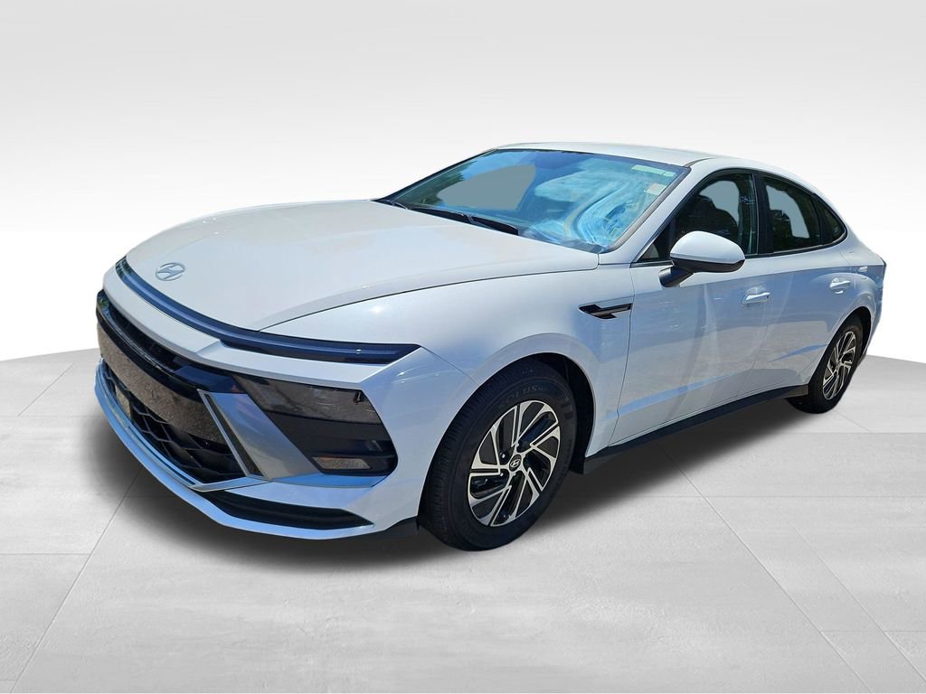 Used 2026 Hyundai Sonata Blue FWD image 3
