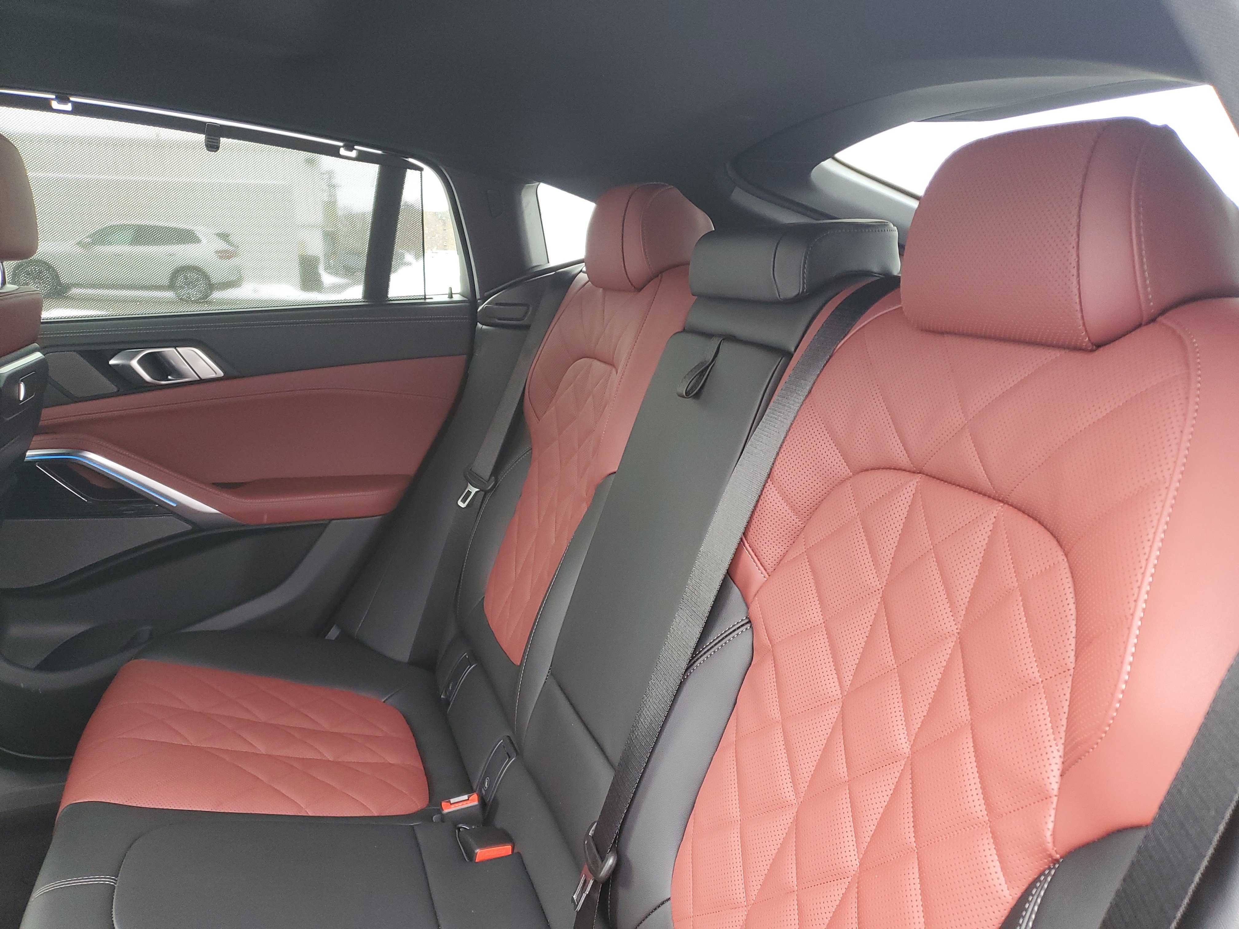 New 2026 BMW X6 xDrive40i w/ Executive Package image 24