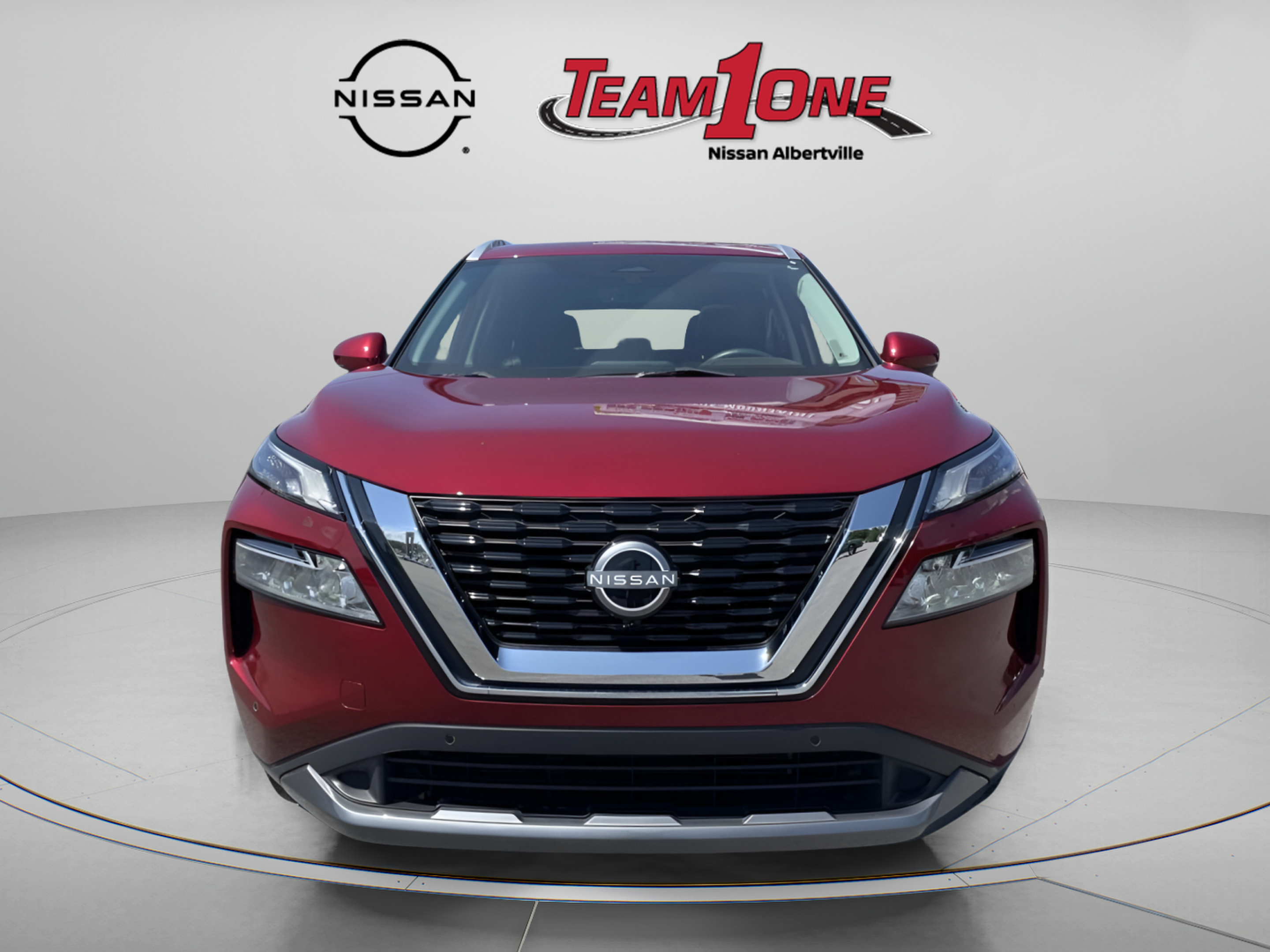 Used 2023 Nissan Rogue SL w/ SL Premium Package FWD image 2