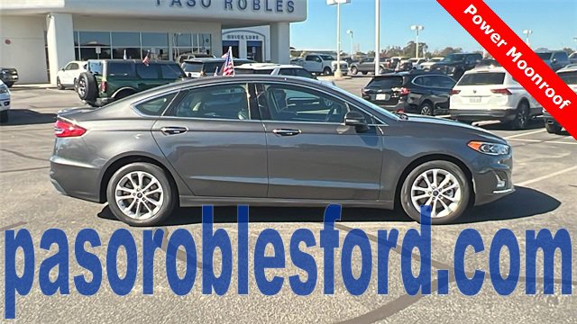 Used 2020 Ford Fusion Energi Titanium image 2