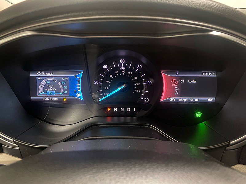 Used 2020 Ford Fusion SE image 20