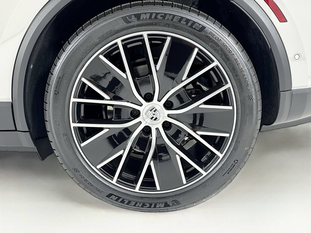 New 2026 Porsche Macan Electric RWD image 34