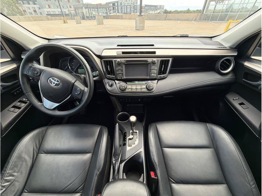 Used 2015 Toyota RAV4 Limited AWD/4WD image 15