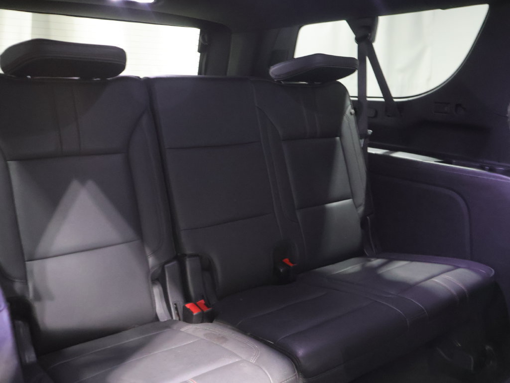 Used 2022 Chevrolet Suburban RST w/ Luxury Package AWD/4WD image 23