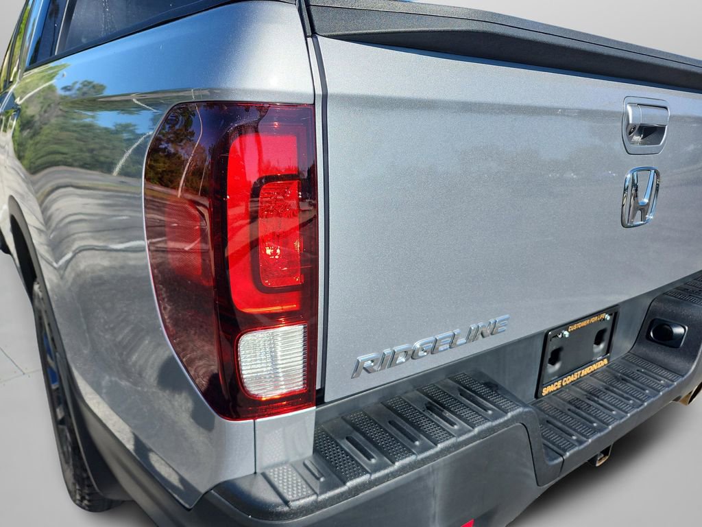 Used 2023 Honda Ridgeline Sport image 15