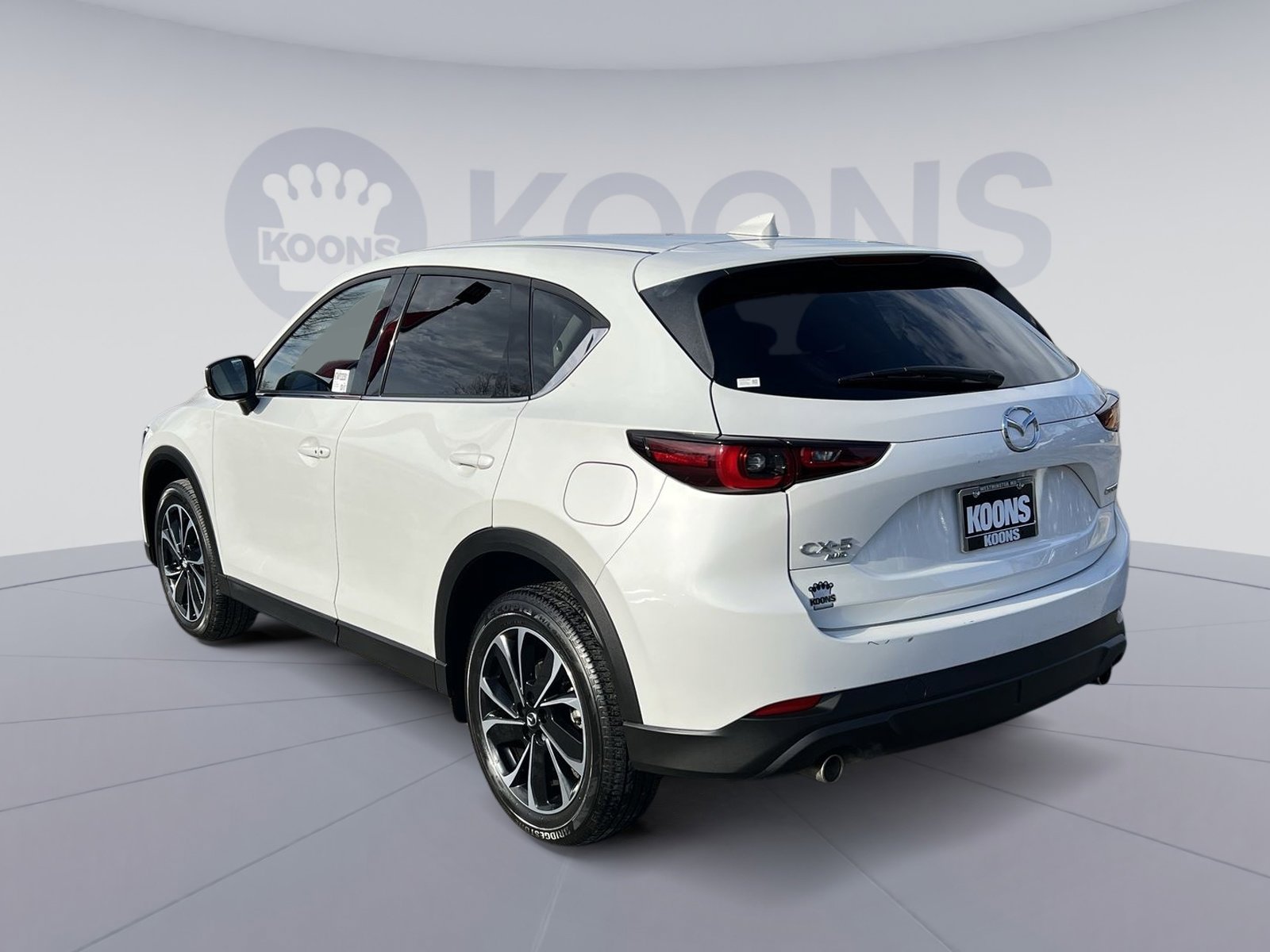 Used 2023 MAZDA CX-5 AWD 2.5 S w/ Premium Plus Pkg image 4