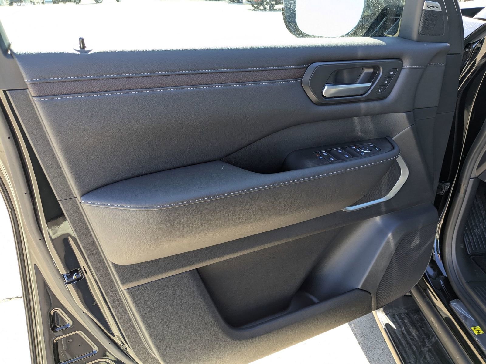 New 2026 Nissan Armada Platinum image 24