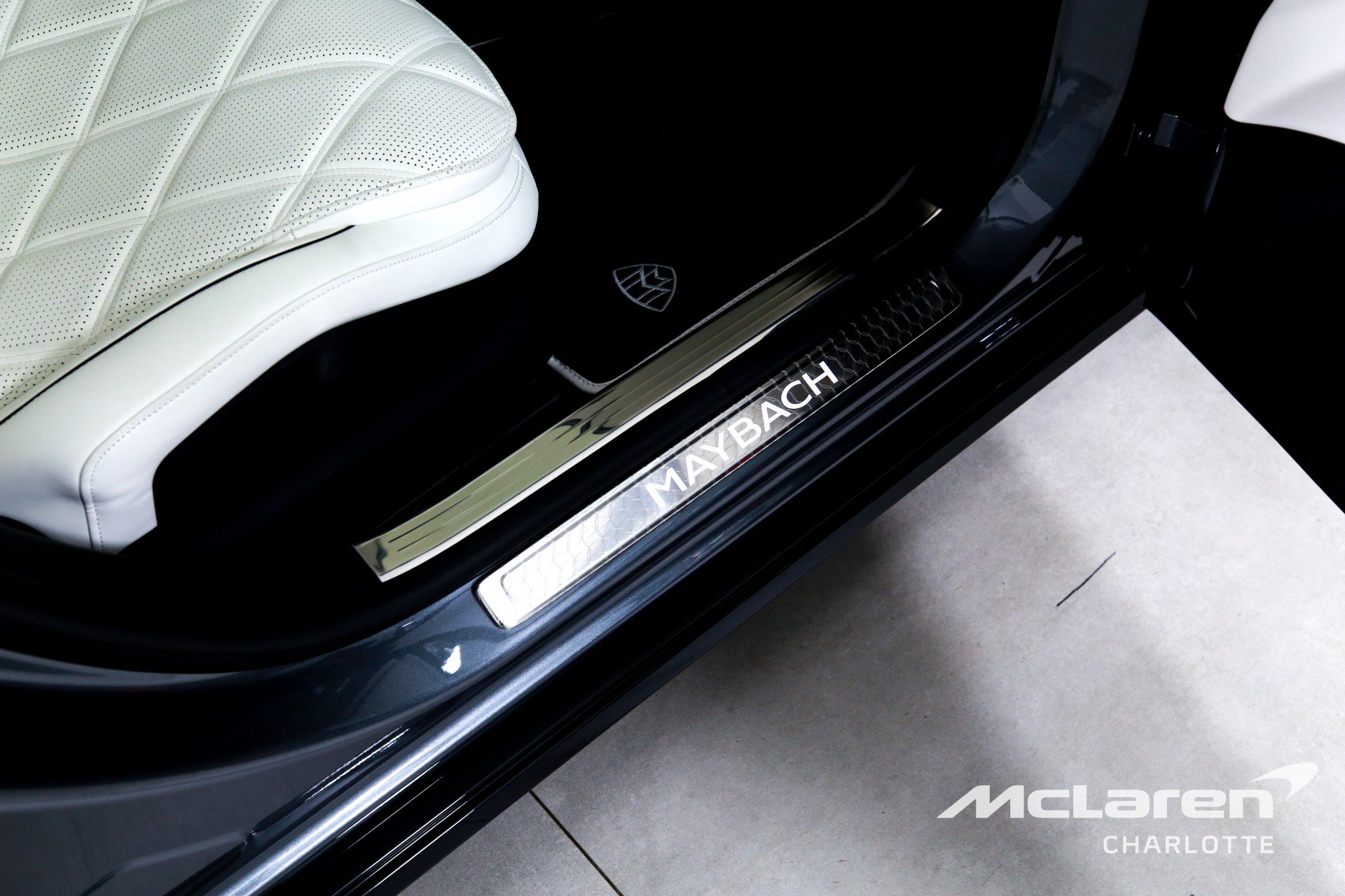 Used 2023 Mercedes-Benz Maybach S 680 4MATIC w/ Manufaktur Leather Package image 34