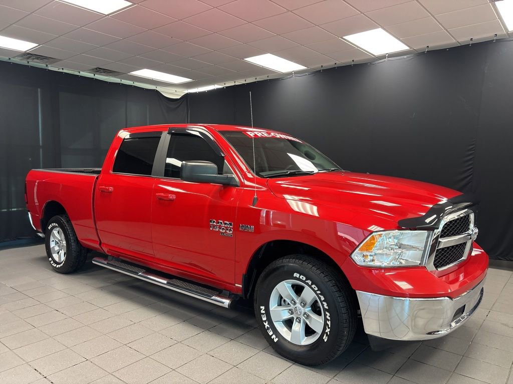 Used 2019 RAM 1500 Classic SLT AWD/4WD image 1
