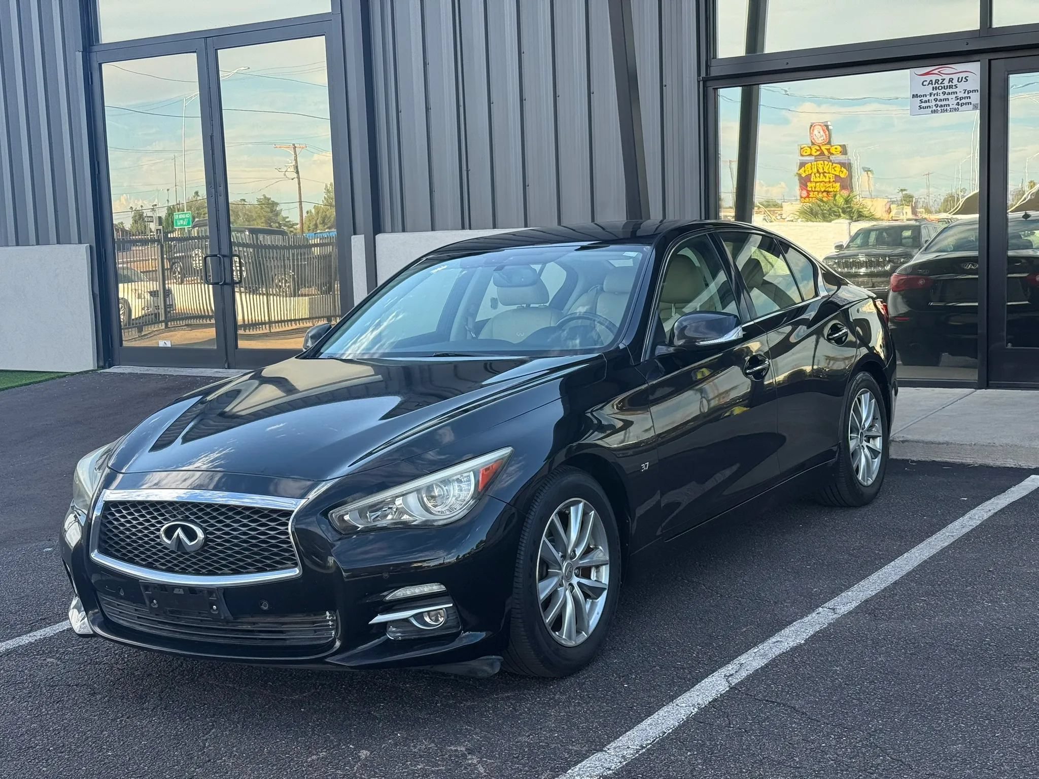 Used 2014 INFINITI Q50 Premium w/ Deluxe Touring Package RWD image 1