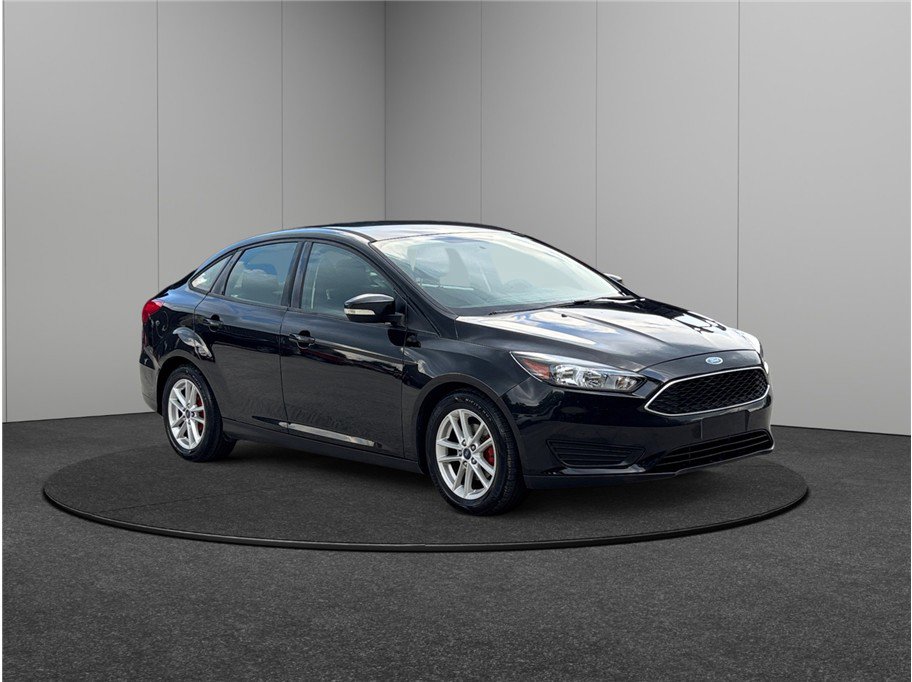 Used 2015 Ford Focus SE