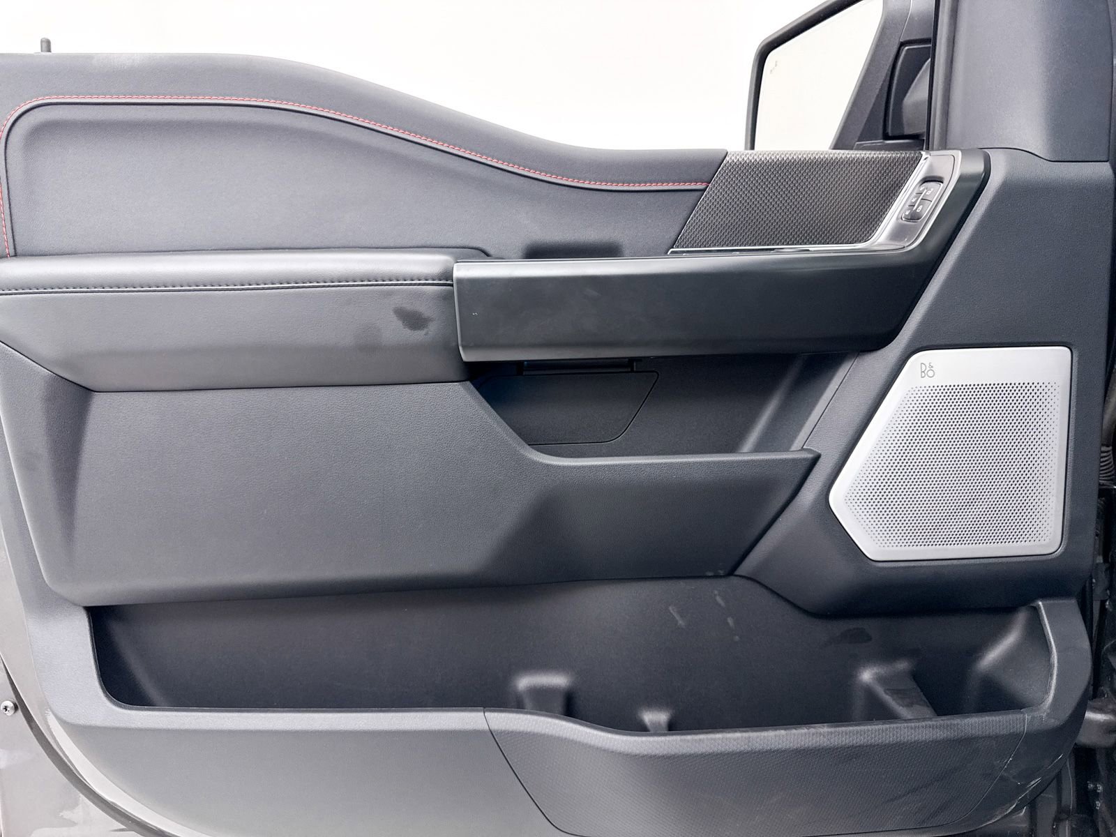 Used 2025 Ford F150 Raptor image 32