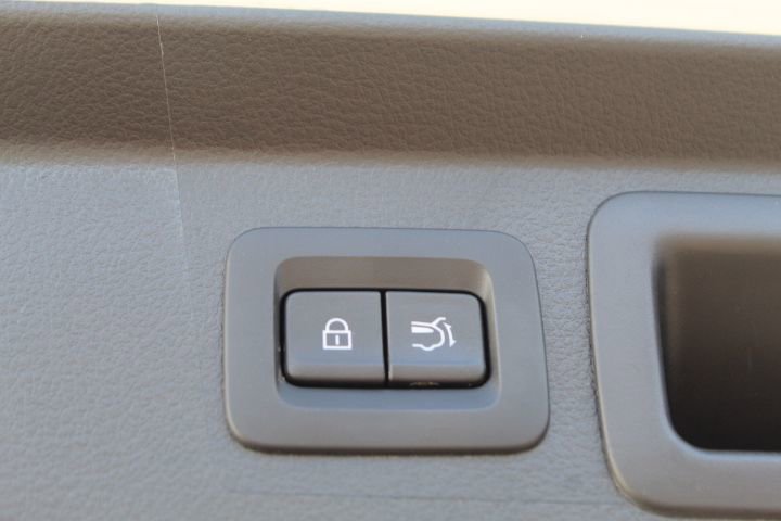 Certified 2025 MAZDA CX-50 AWD 2.5 S w/ Premium Package image 43