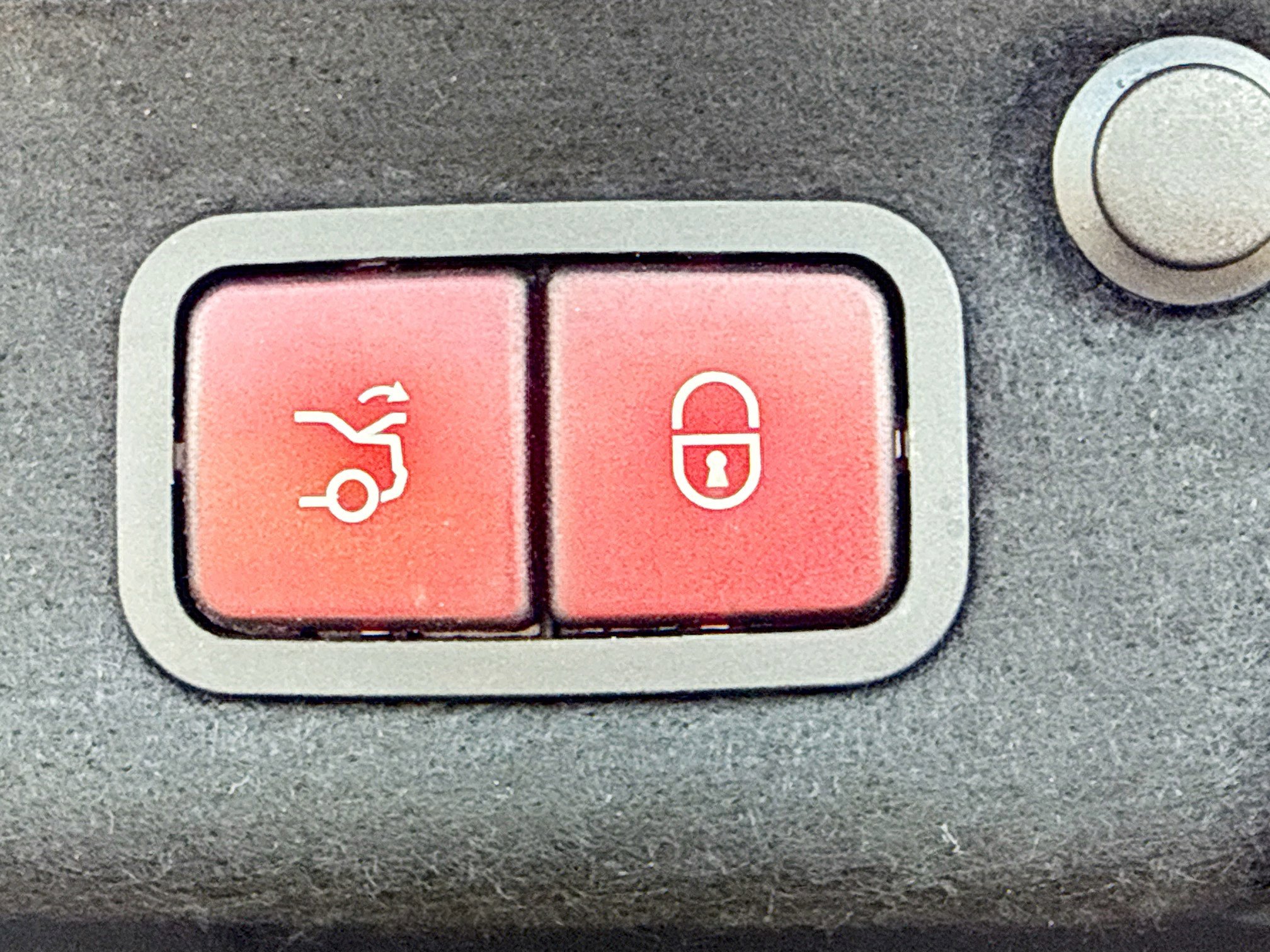 Used 2019 Mercedes-Benz C 300 Sedan image 12