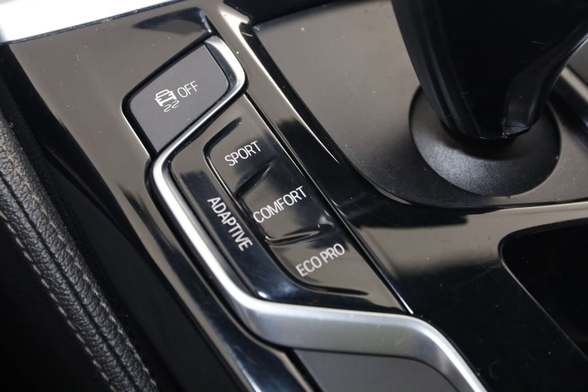Used 2018 BMW M550i xDrive AWD/4WD image 28