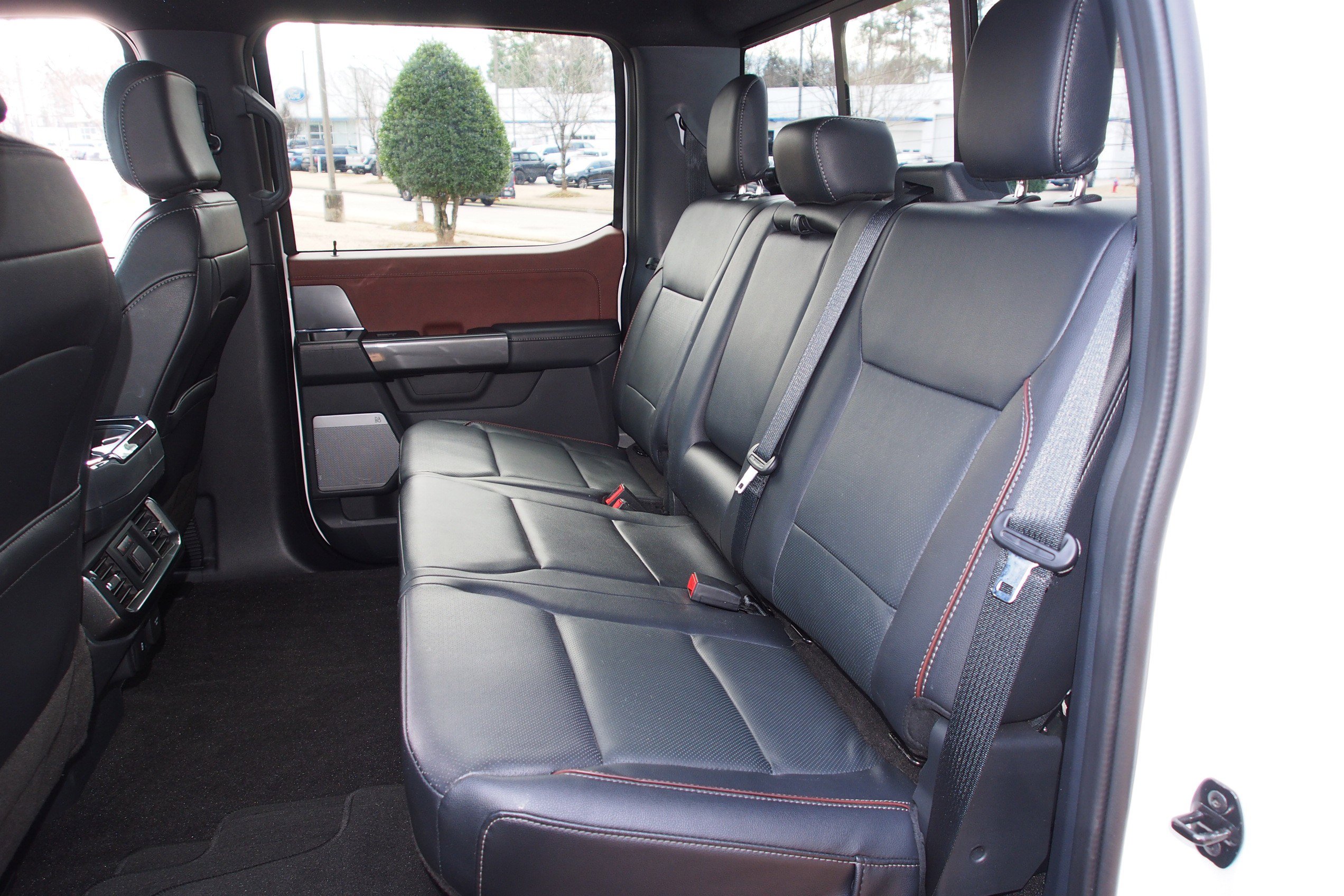 Used 2022 Ford F150 Lariat w/ Equipment Group 502A High AWD/4WD image 18