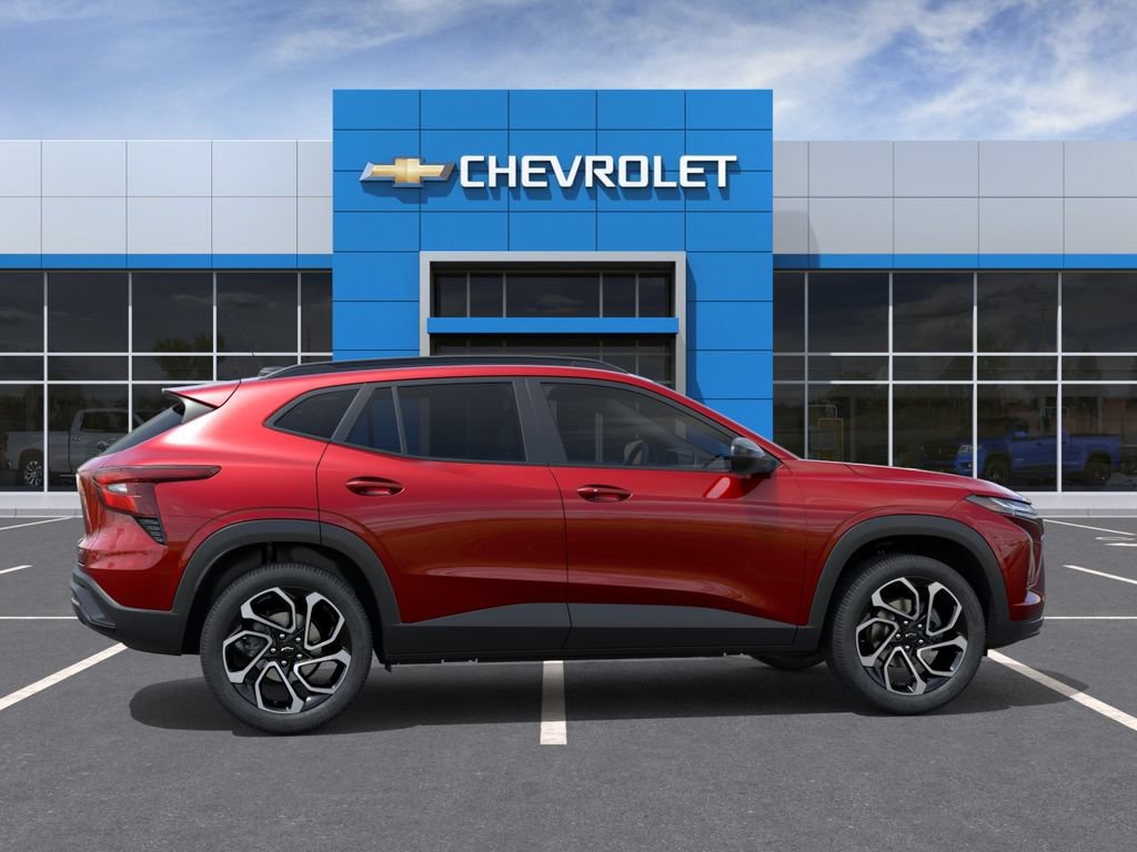 New 2026 Chevrolet Trax RS w/ Sunroof Package FWD image 6