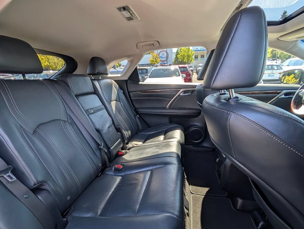 Used 2017 Lexus RX 450h AWD w/ Cold Weather Package image 32