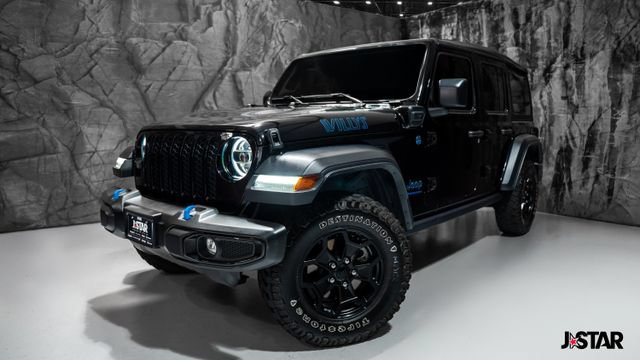 Used 2023 Jeep Wrangler Unlimited w/ Cold Weather Group AWD/4WD image 1
