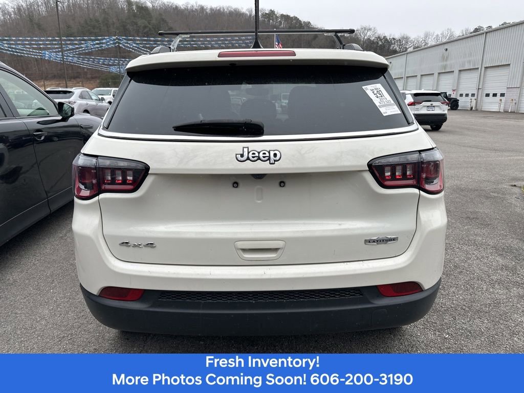Used 2019 Jeep Compass Latitude AWD/4WD video 3