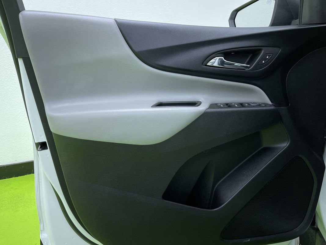 Used 2024 Chevrolet Equinox LS image 16