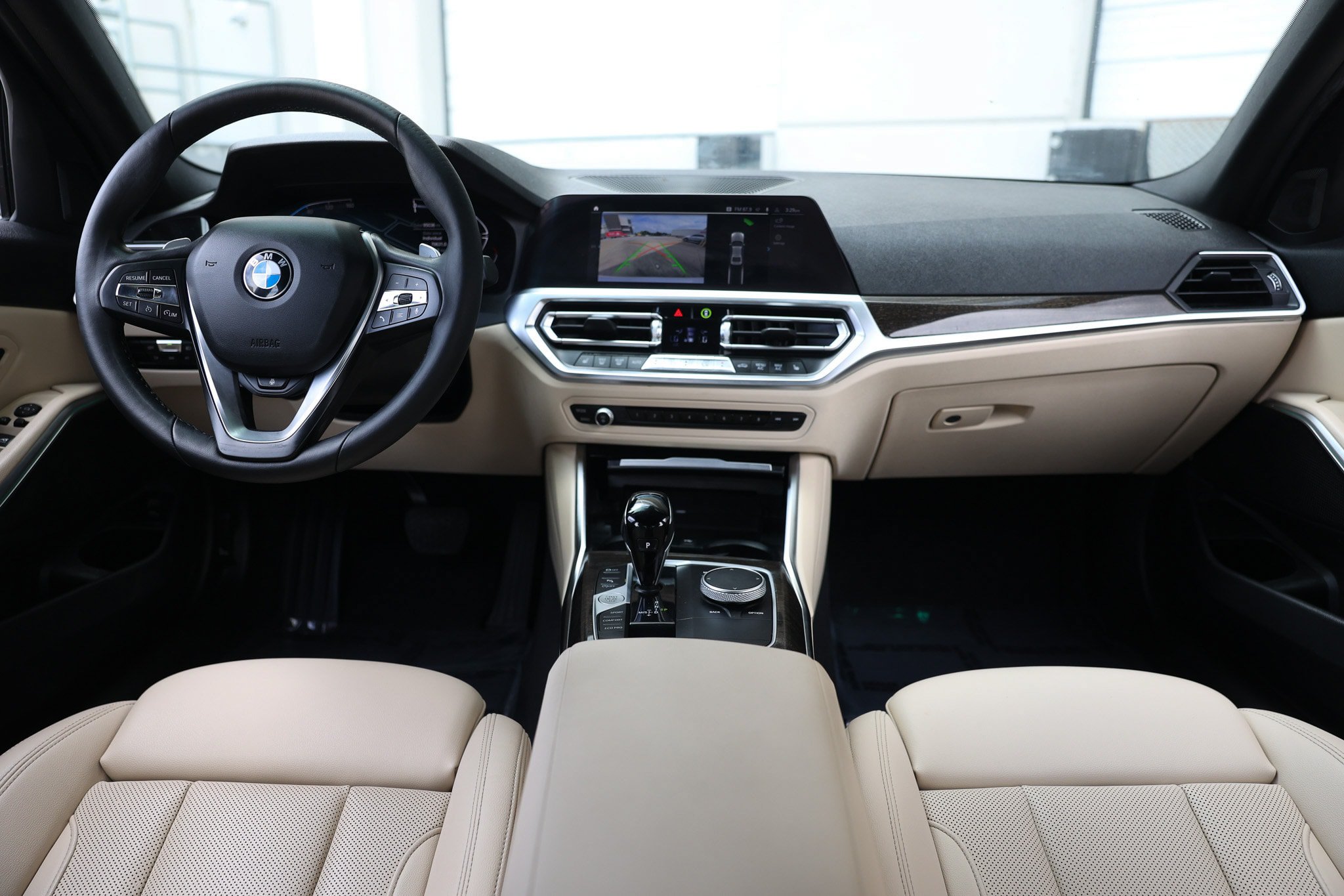 Used 2022 BMW 330i Sedan w/ Premium Package RWD image 25