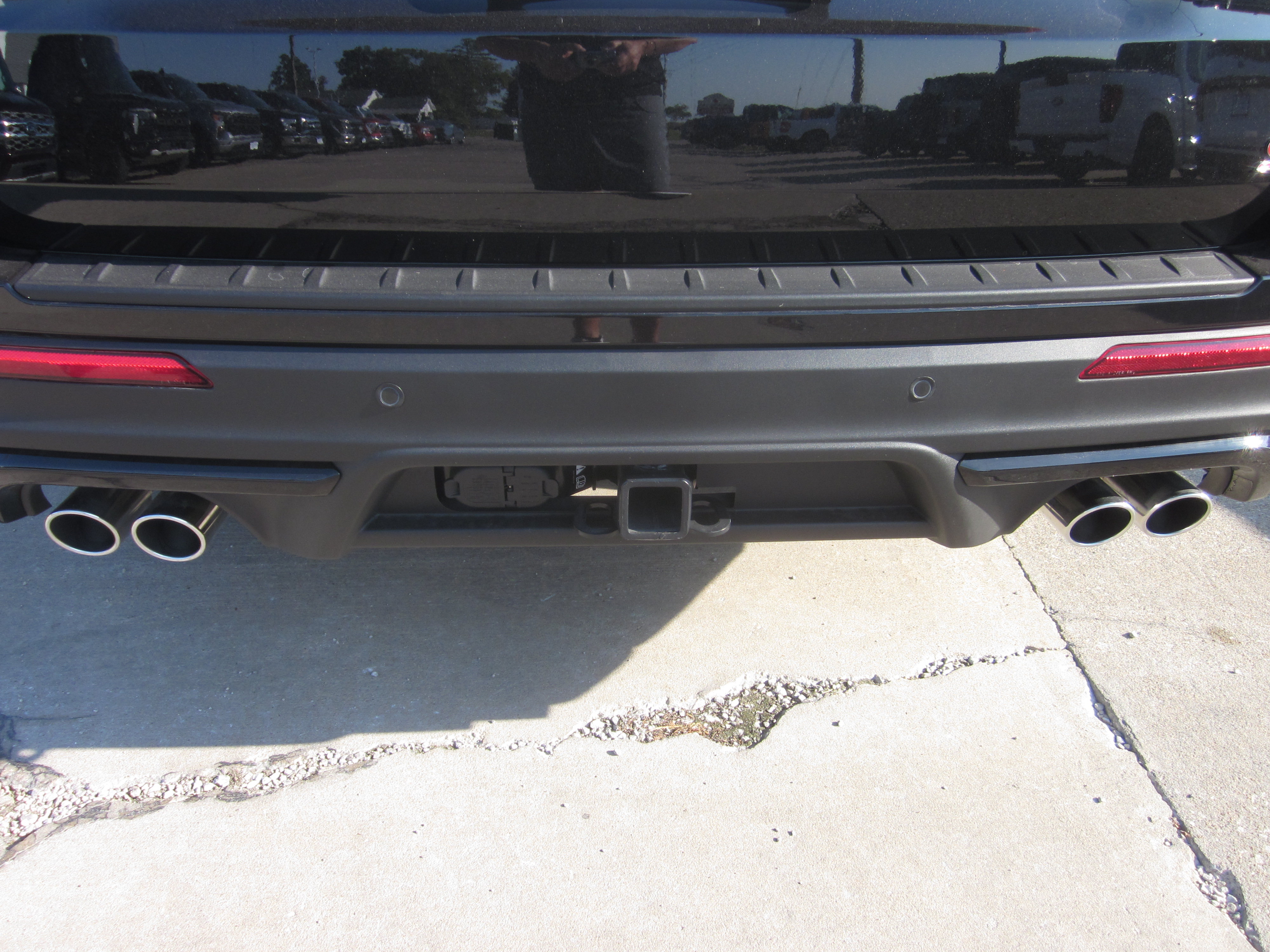 New 2026 Ford Explorer ST w/ Sun And Sound Package AWD/4WD image 9