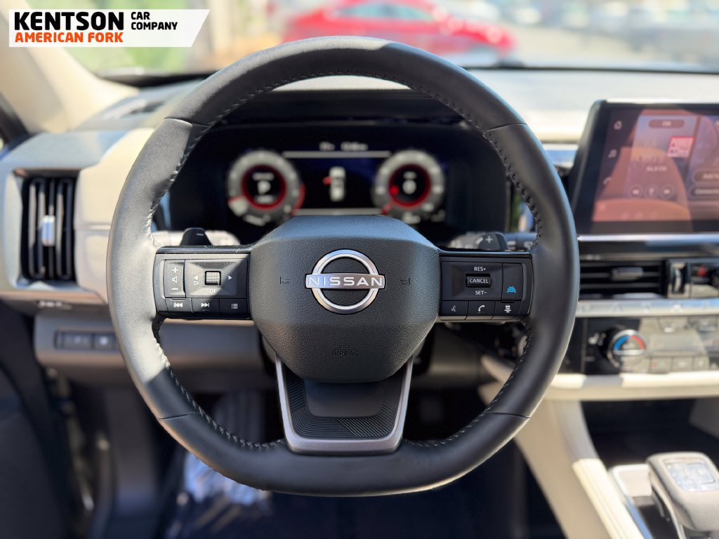 Used 2026 Nissan Pathfinder SL AWD/4WD image 14
