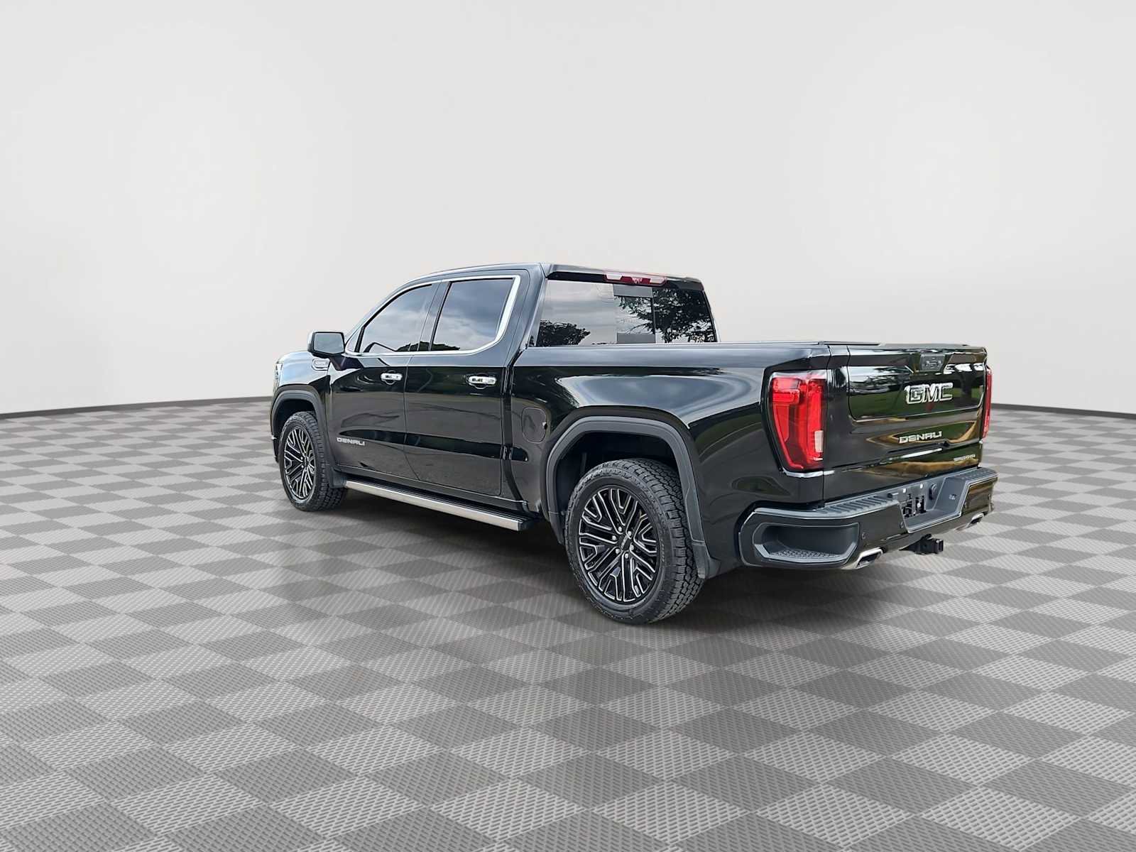 Certified 2022 GMC Sierra 1500 Denali Ultimate AWD/4WD image 6