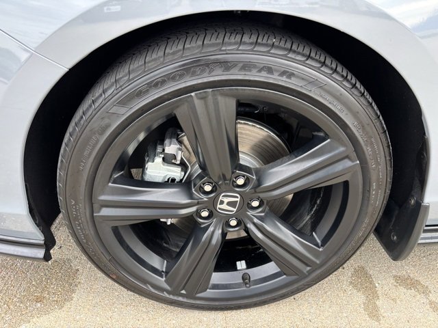 Certified 2025 Honda Accord Sport image 9
