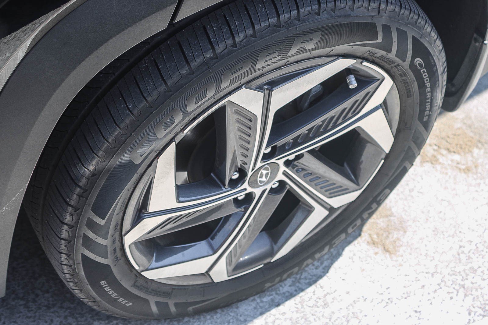 Used 2023 Hyundai Tucson SEL w/ Cargo Package AWD/4WD image 11
