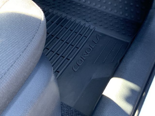 Used 2026 Toyota Corolla LE FWD image 14