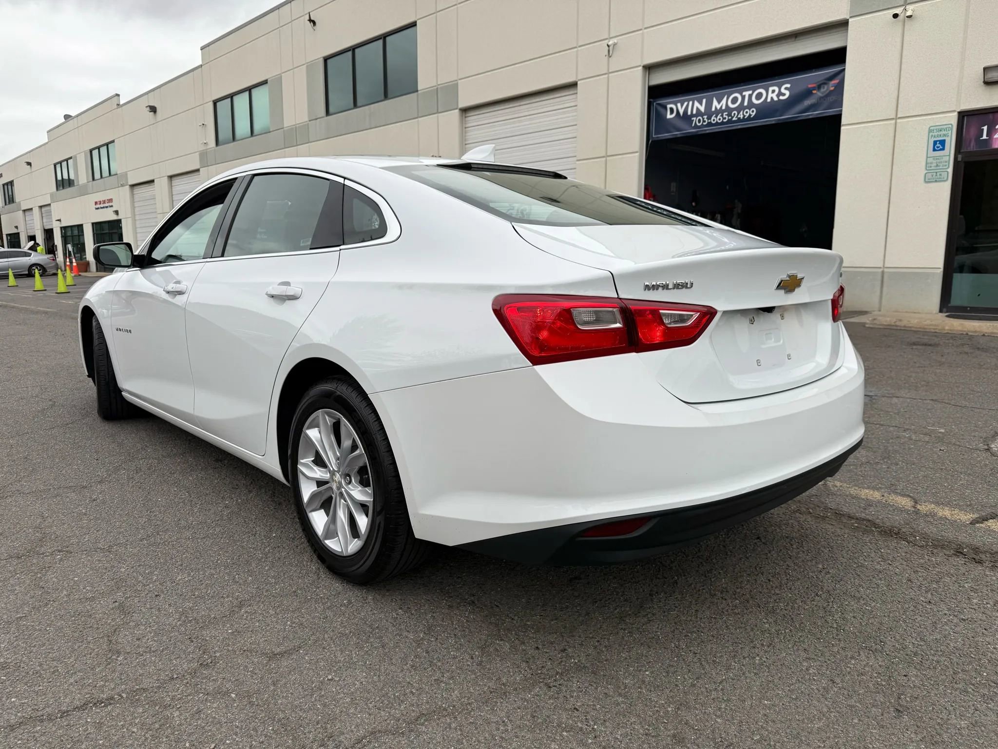 Used 2023 Chevrolet Malibu LT image 8