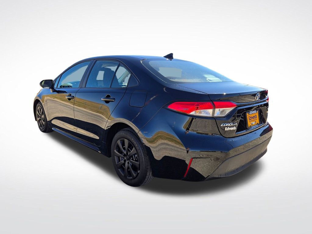 Used 2025 Toyota Corolla LE FWD image 6