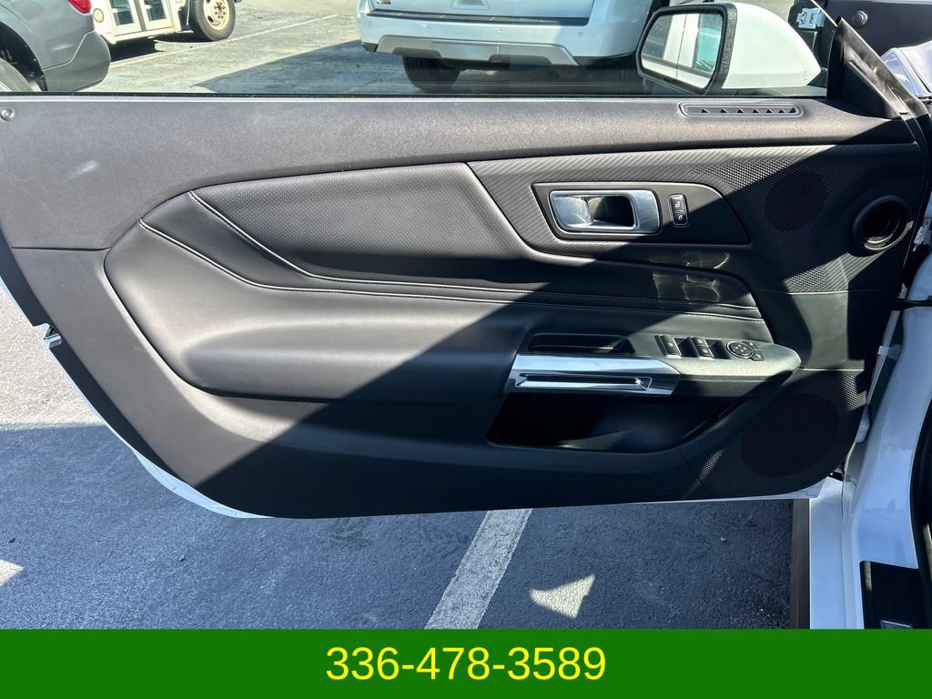 Used 2025 Ford Mustang Premium RWD image 10