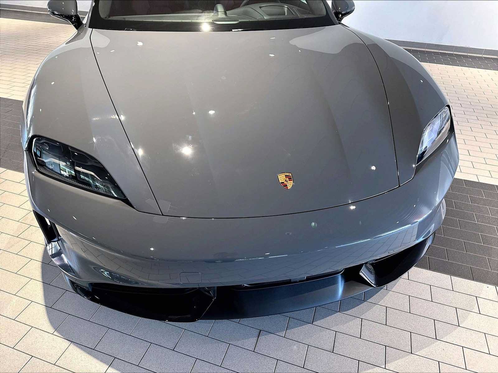 New 2026 Porsche Taycan GTS AWD/4WD image 30