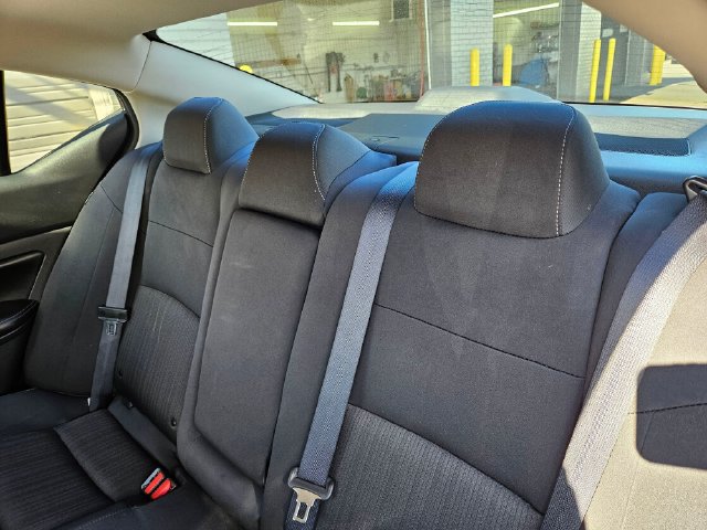 Used 2025 Nissan Altima 2.5 SV FWD image 15