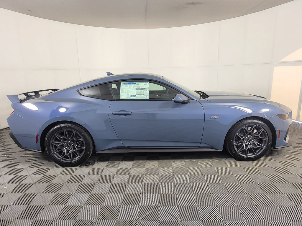 New 2026 Ford Mustang GT Premium w/ GT Performance Package RWD image 8