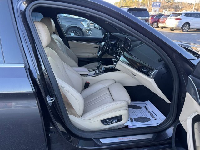 Used 2019 BMW 540i image 9
