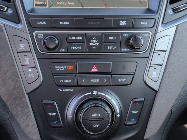 Used 2018 Hyundai Santa Fe Limited image 22