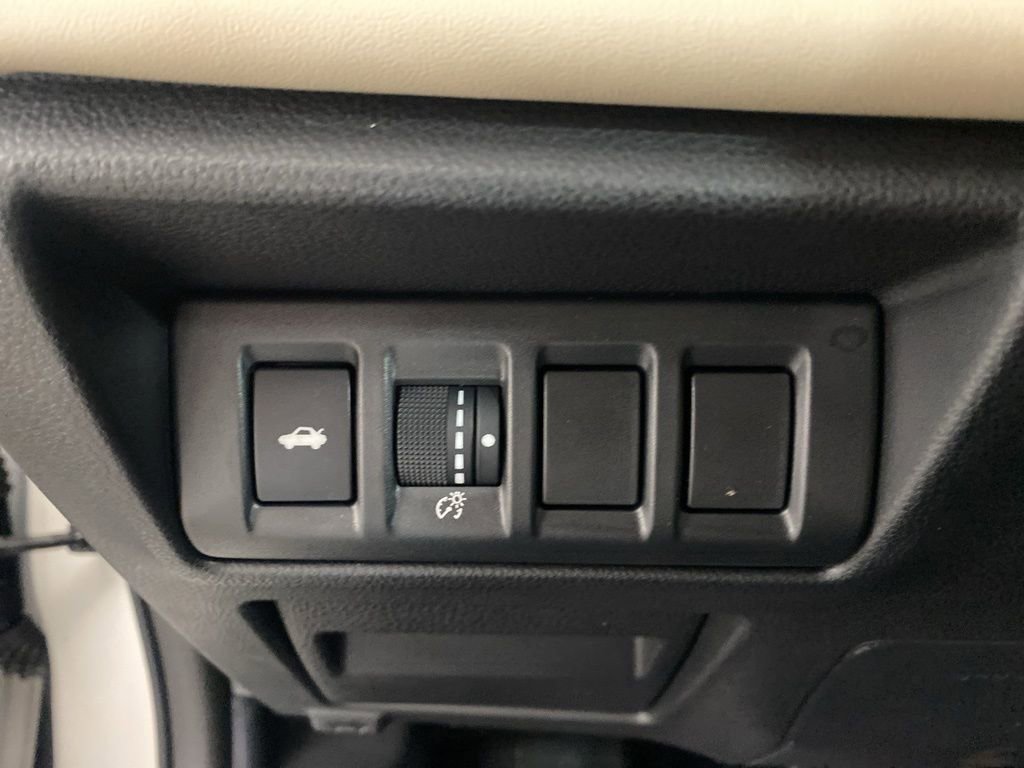 Certified 2025 Subaru Legacy Limited image 22
