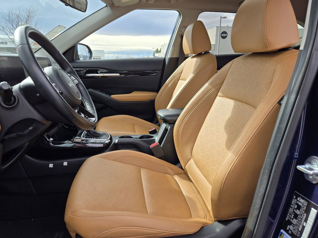 Used 2024 Kia Seltos EX image 4