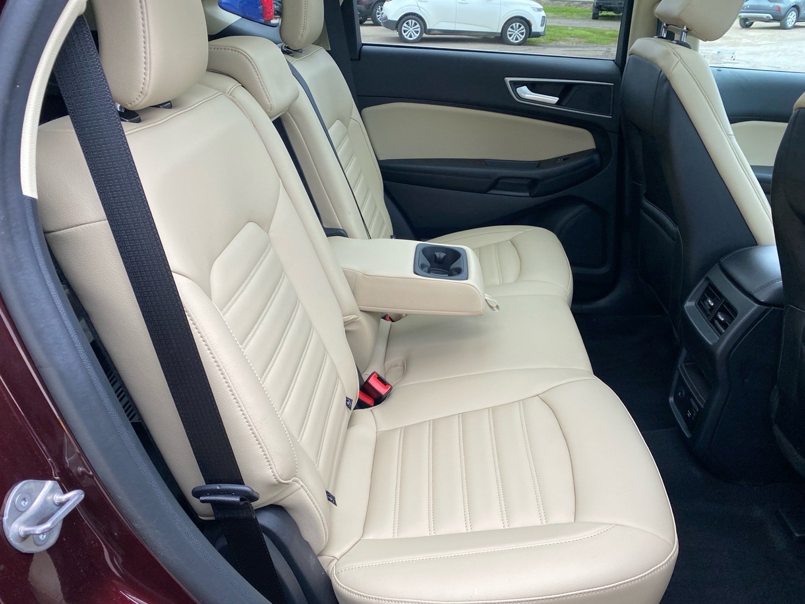 Used 2024 Ford Edge SEL w/ Convenience Package AWD/4WD image 24