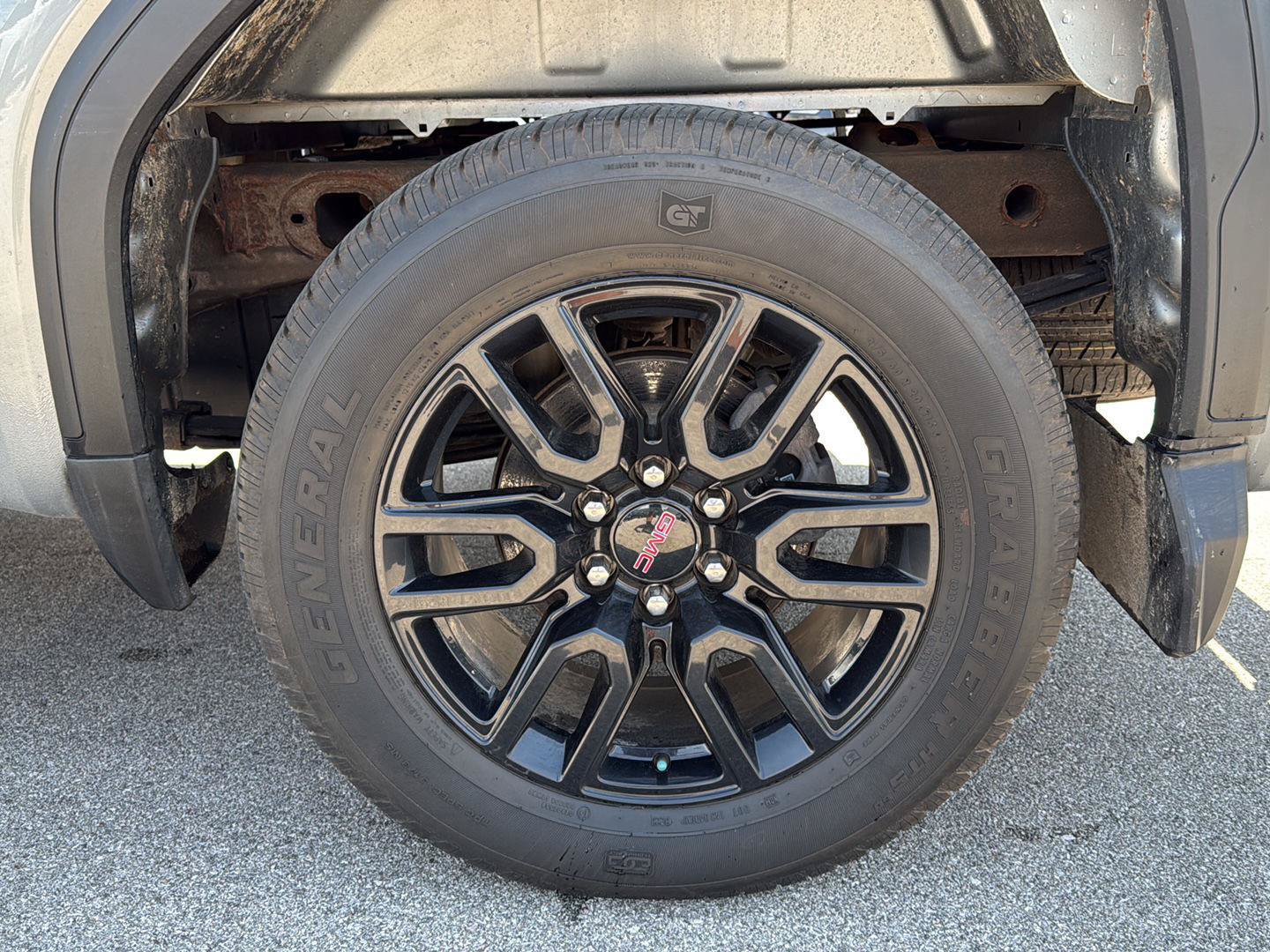 Used 2024 GMC Sierra 1500 Pro w/ Graphite Edition AWD/4WD image 14