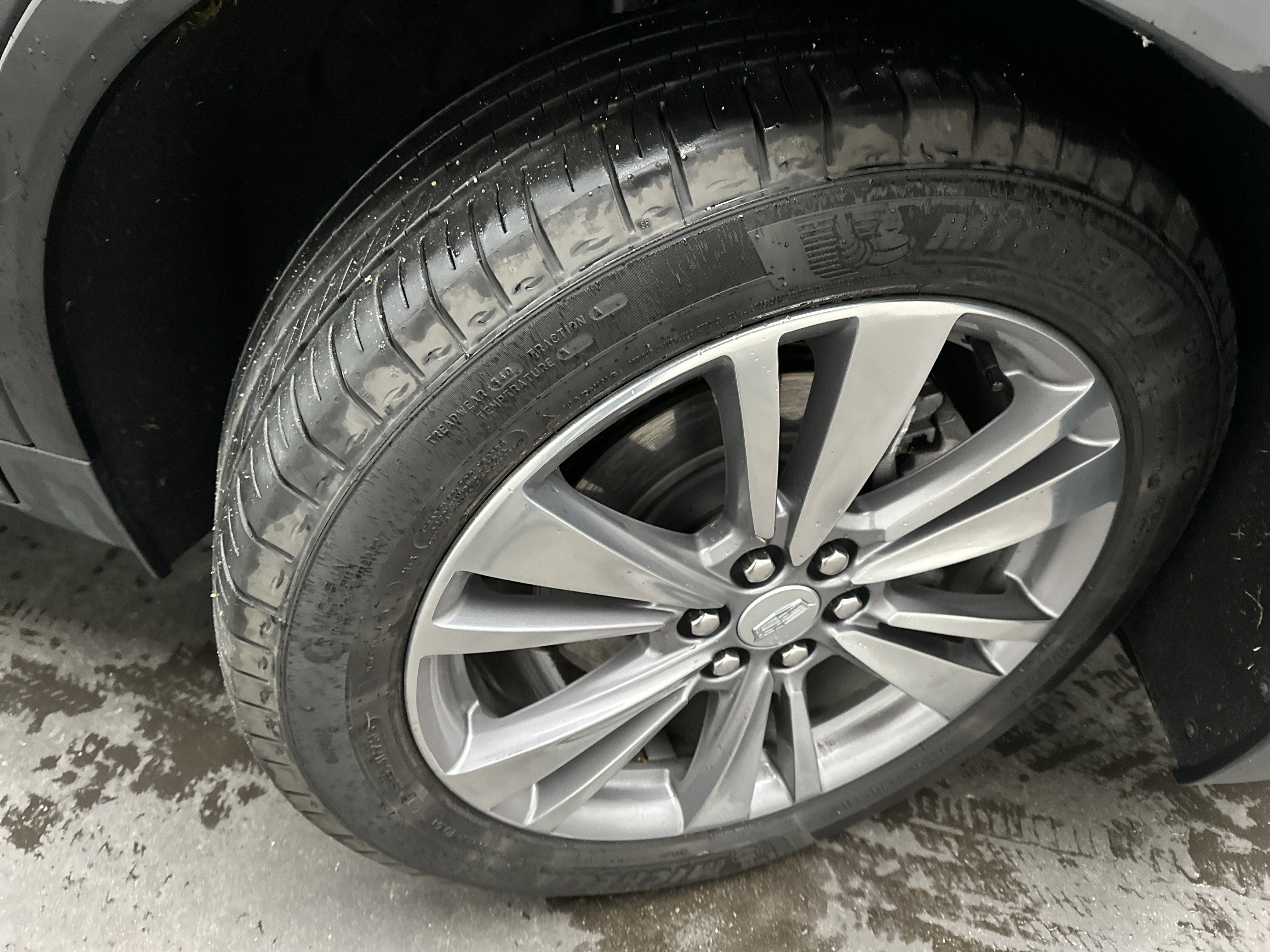 Used 2025 Cadillac XT5 Premium Luxury image 12