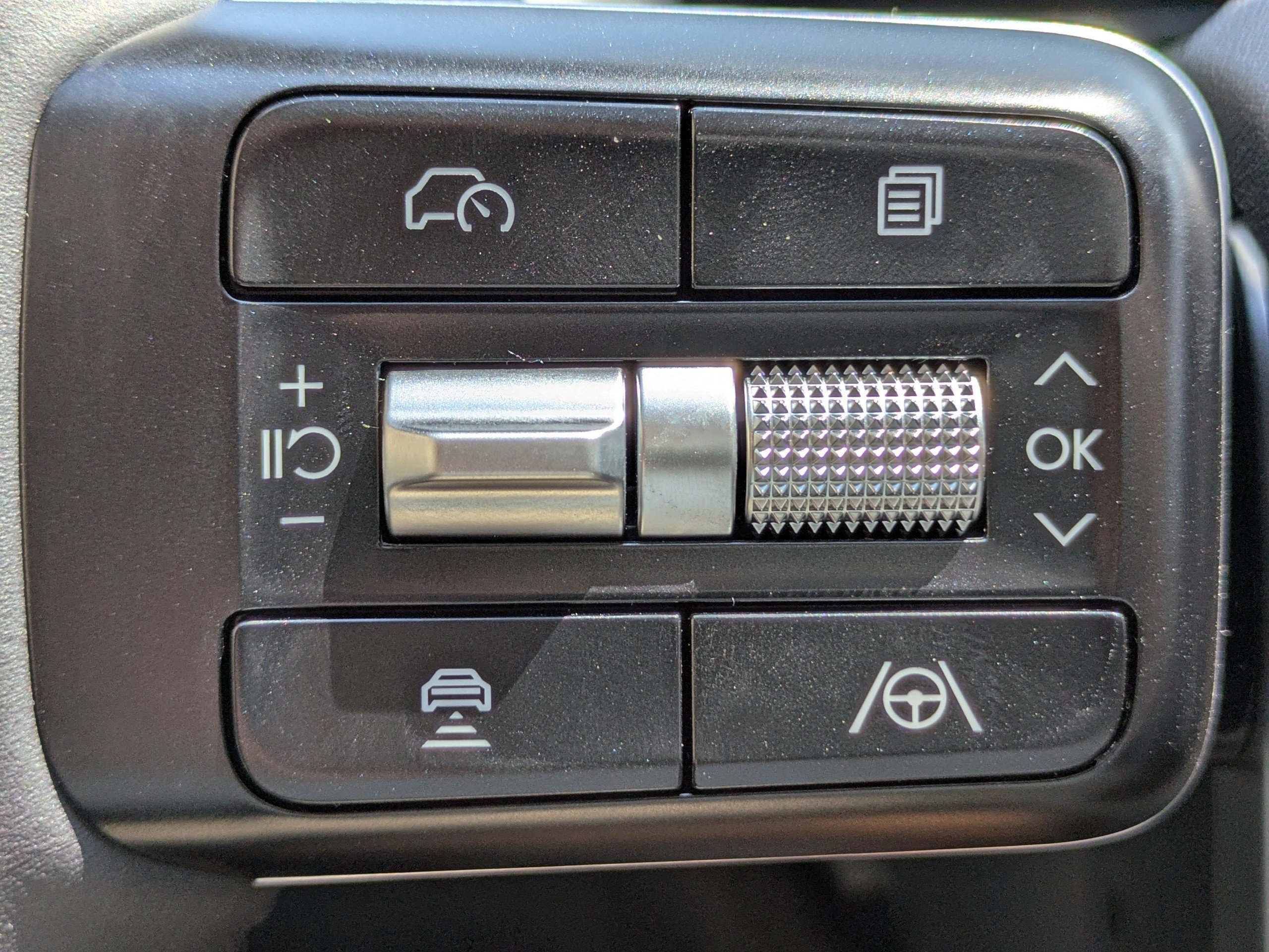 New 2026 Hyundai Ioniq 9 Limited image 30