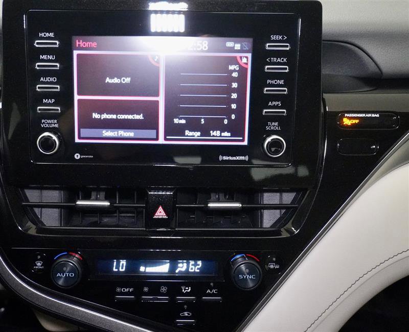 Used 2024 Toyota Camry LE image 15