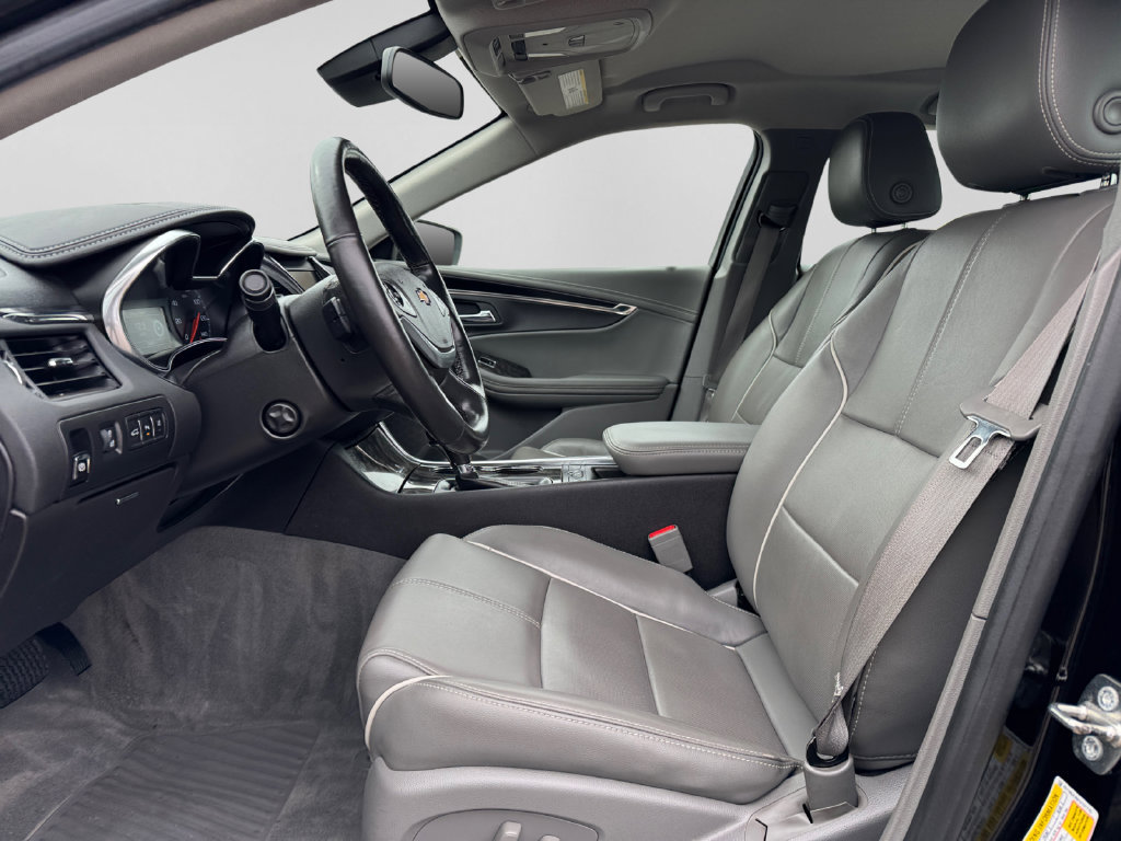 Used 2015 Chevrolet Impala LTZ FWD image 18
